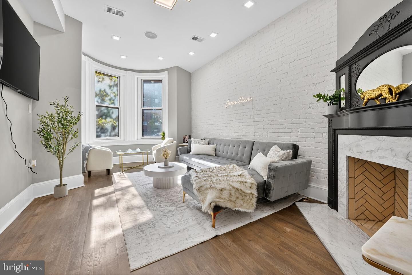 Property Photo:  5 New York Avenue NW  DC 20001 