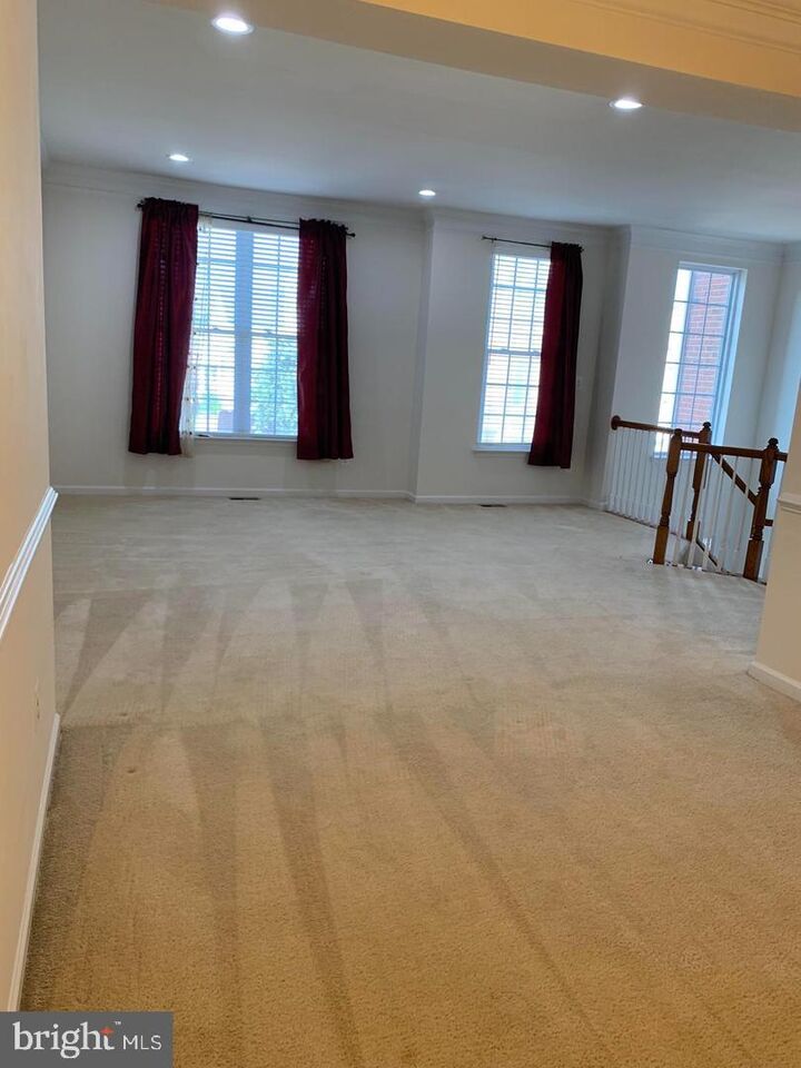 Property Photo:  25645 America Square  VA 20152 
