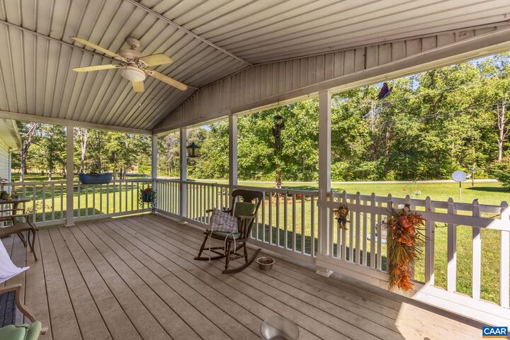 Property Photo:  74 Aerial Dr  VA 22969 