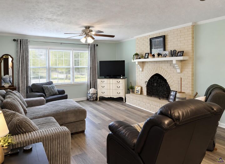 Property Photo:  120 Lynn Place  GA 31014 