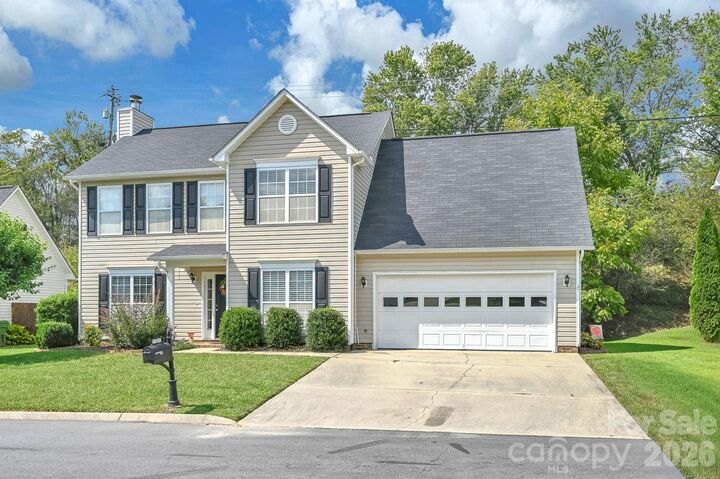 Property Photo:  21 Sunberry Trail N  NC 28732 
