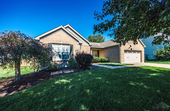 Property Photo:  800 Autumn Court  OH 45067 