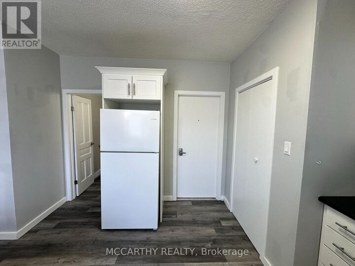 Property Photo:  40 Main Street East  ON N0C 1B0 