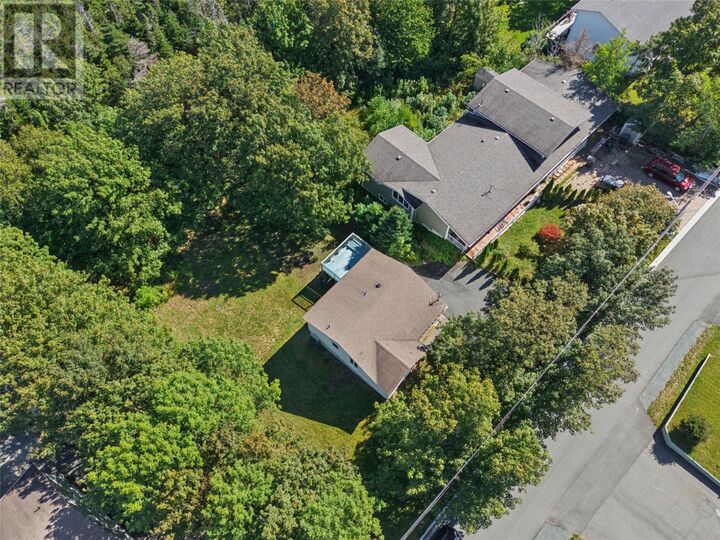 Property Photo:  32 Warfords Road  NL A1X 4E3 