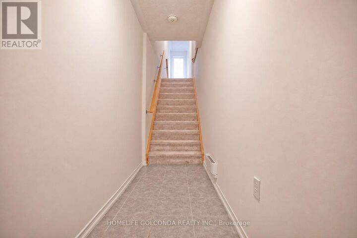 Property Photo:  2706 Deputy Minister Path  ON L1L 0M7 