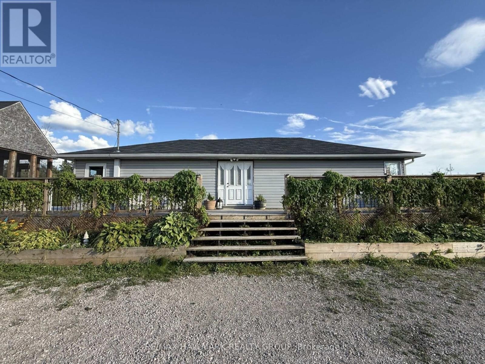 Property Photo: 1509 Drummond Con 6B Corners ON K7H 3C9