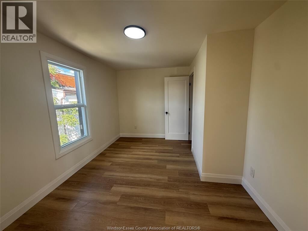 Property Photo:  643 Pierre 4  ON N9A 2K3 