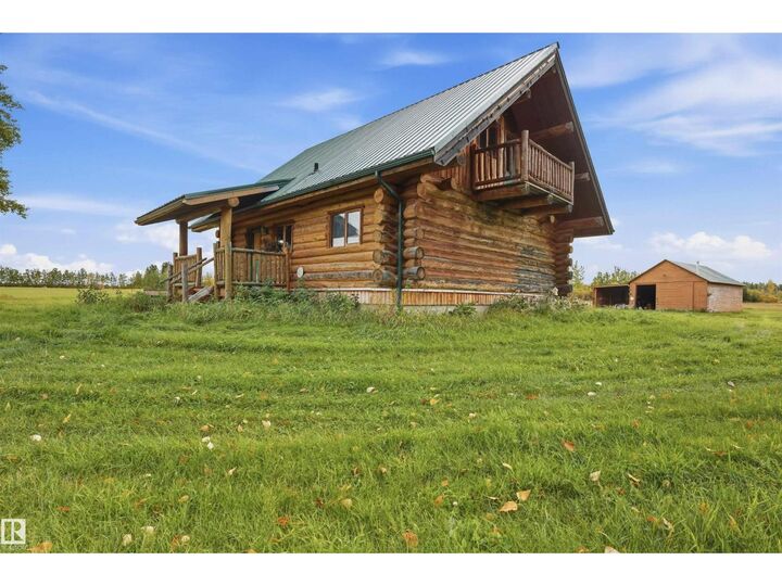 Property Photo: 10005 Twp Rd 533 AB T0E 2M0