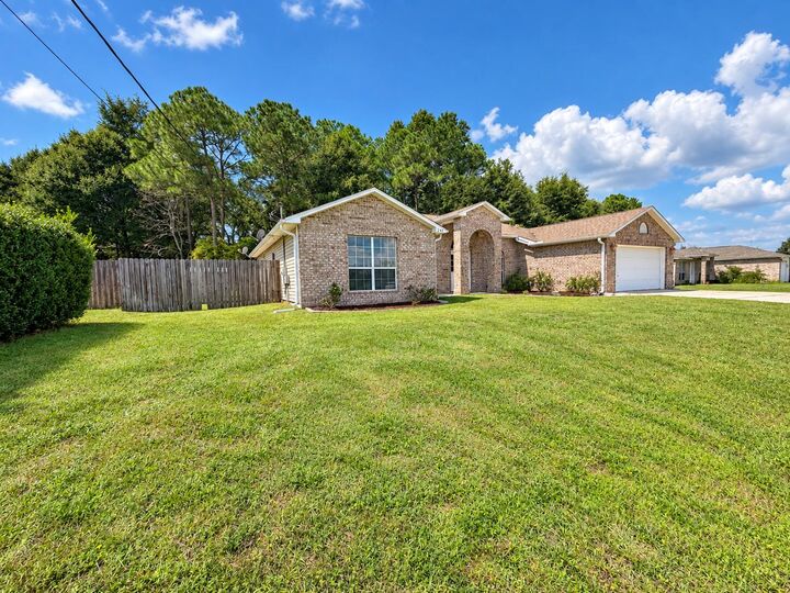 Property Photo:  247 Trish Drive  FL 32536 