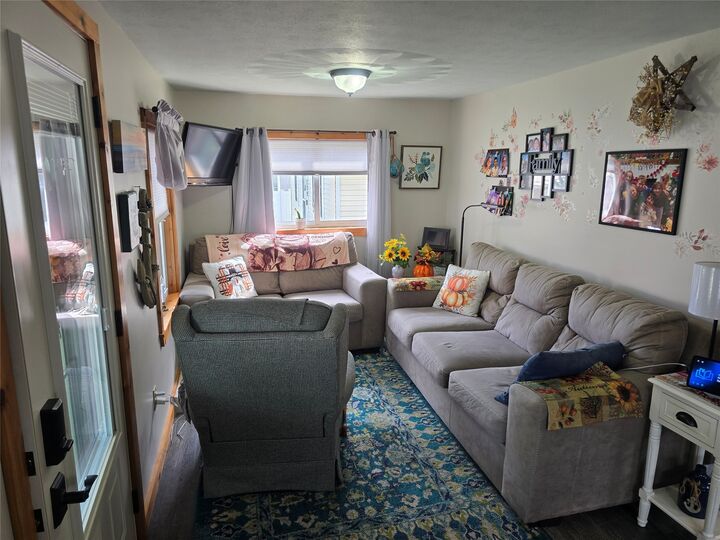 Property Photo: 211 Maple Street PA 16412