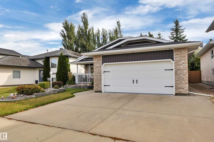 Property Photo:  5307 44 Street  AB T9A 3P2 