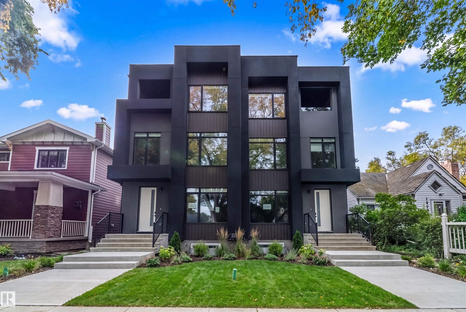 Property Photo:  10989 73 Avenue NW 4  AB T6G 0C3 