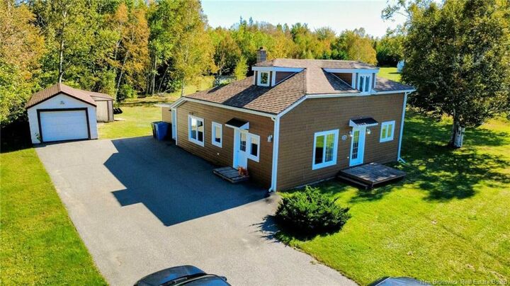 Property Photo:  507 Bd Des Acadiens  NB E1W 1G1 