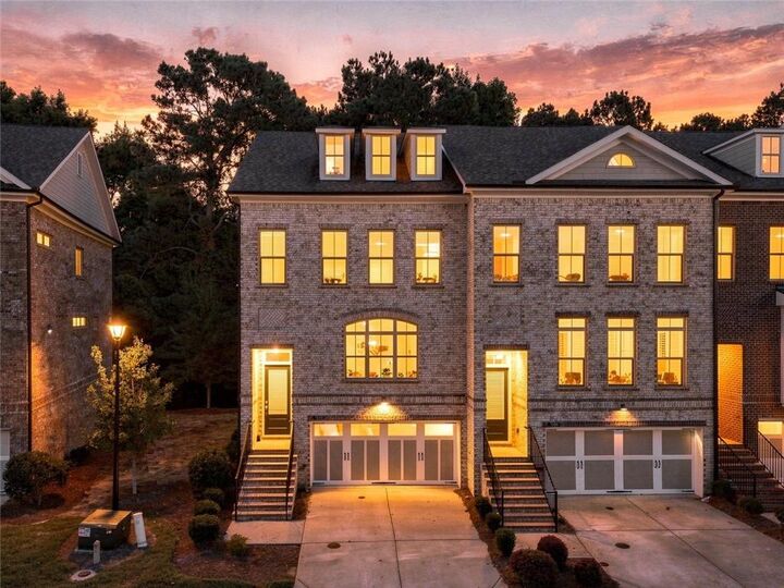 Property Photo:  7950 Laurel Creek Drive  GA 30024 