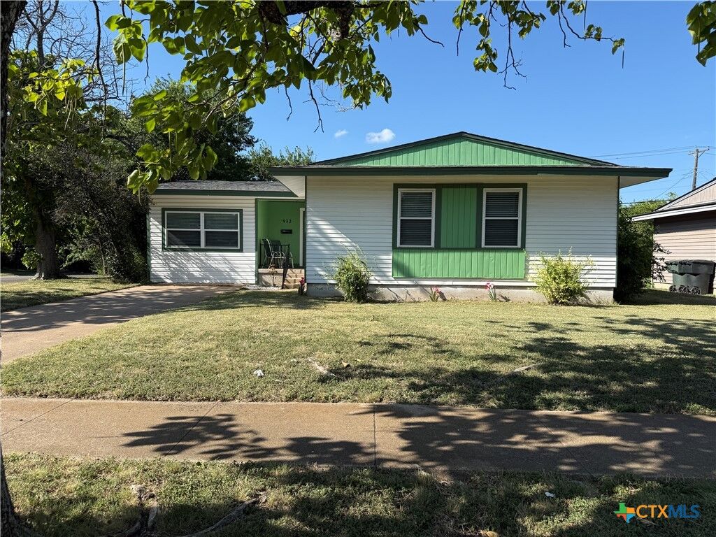 Property Photo: 952 Fannin Loop TX 76501