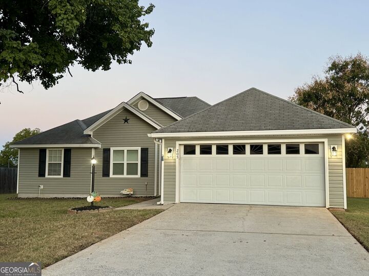 Property Photo:  205 Butten Drive  GA 31005 