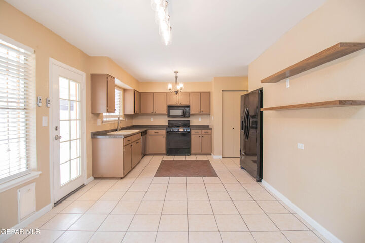 Property Photo:  1736 Bing Crosby Drive  TX 79936 