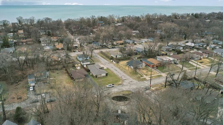 Property Photo:  7525 Indian Boundary  IN 46403 