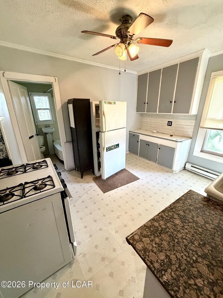 Property Photo:  256 E Main Street  PA 18651 
