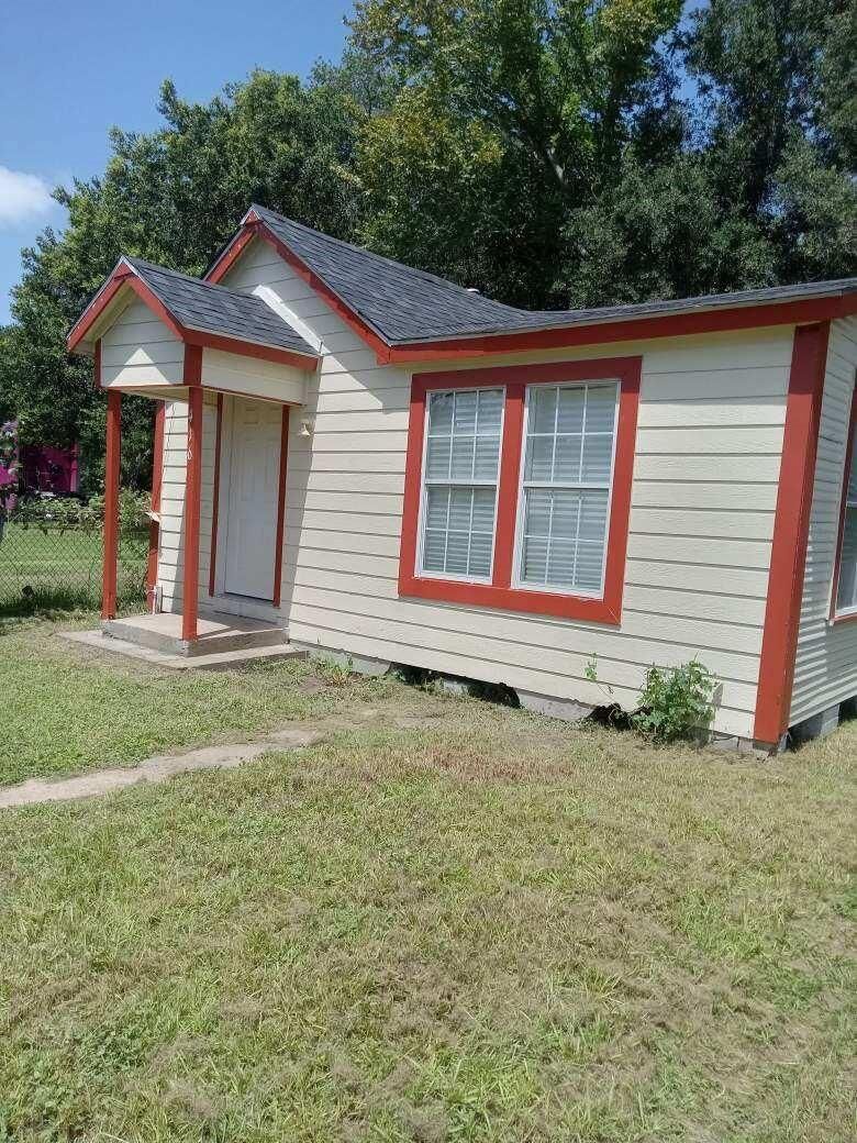 Property Photo: 416 N Erskine Street TX 77515