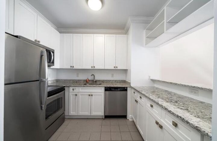 Property Photo: 1500 Washington St 4W NJ 07030