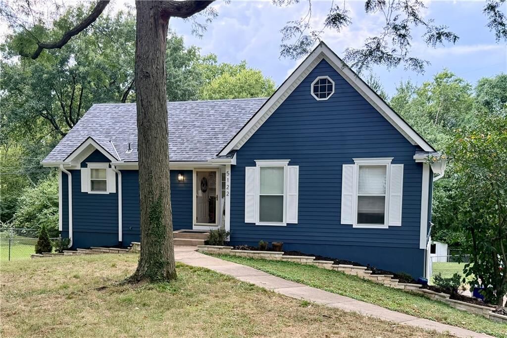 Property Photo:  5122 Hardy Street  KS 66202 
