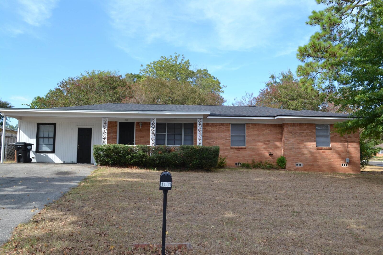 Property Photo: 1101 Glencrest TX 75601
