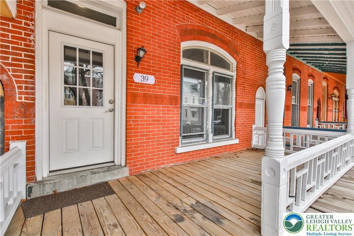 Property Photo:  39 N 11th Street C  PA 18101 
