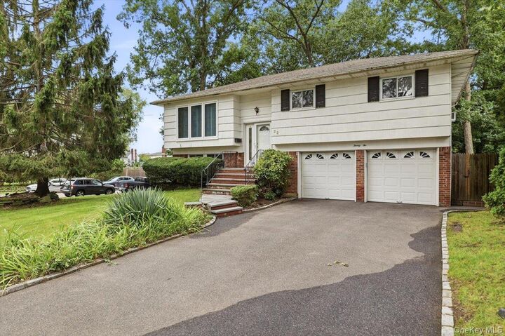 Property Photo:  22 Cedar Street  NY 11791 