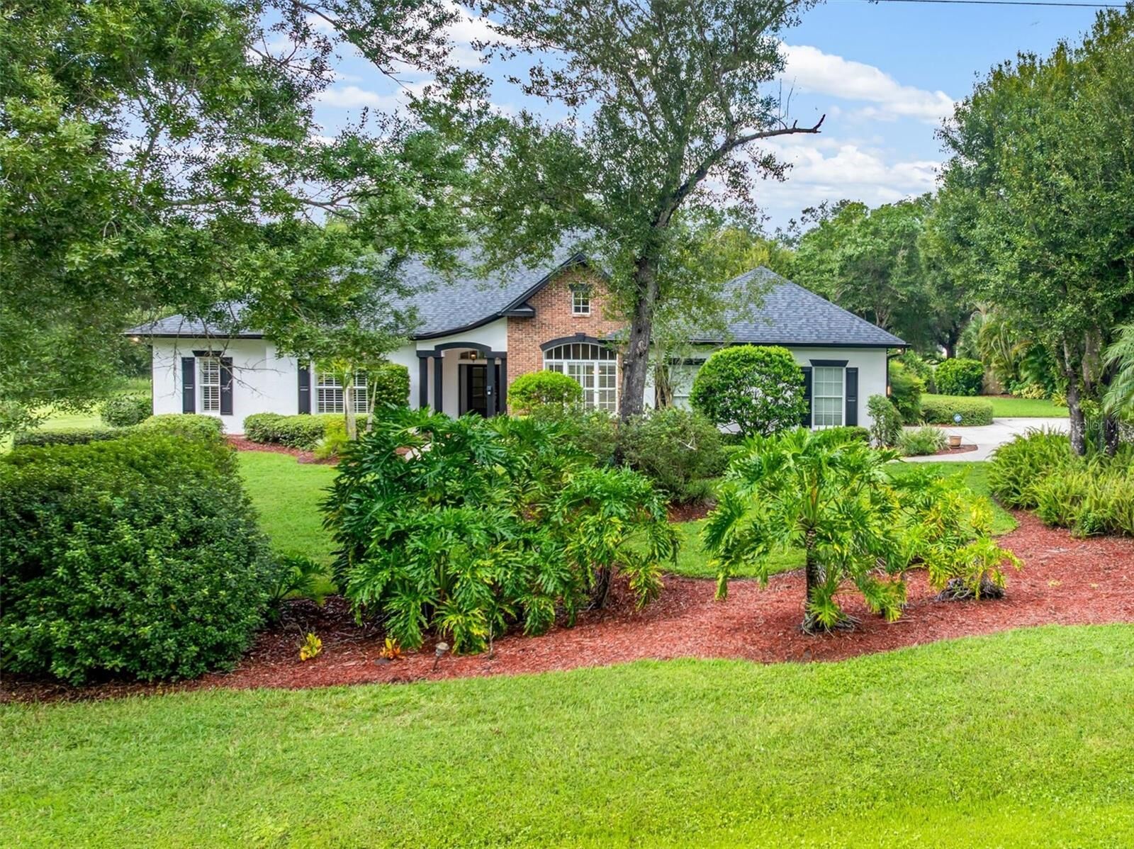 Property Photo: 11231 SW Thornton Avenue FL 34269