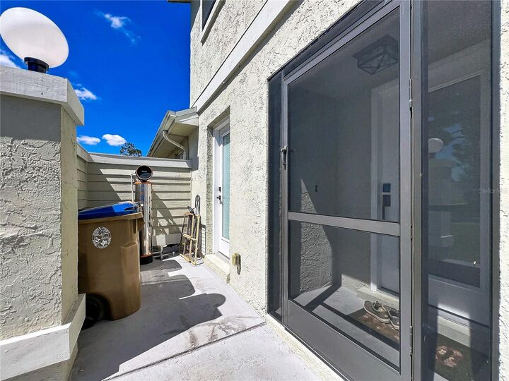 Property Photo:  72 Pine Island Circle  FL 34743 