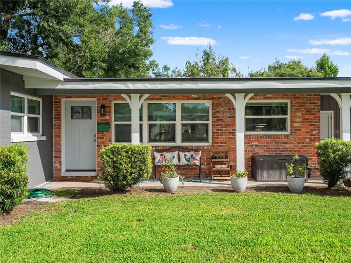 Property Photo: 1210 Canberra Avenue FL 32806