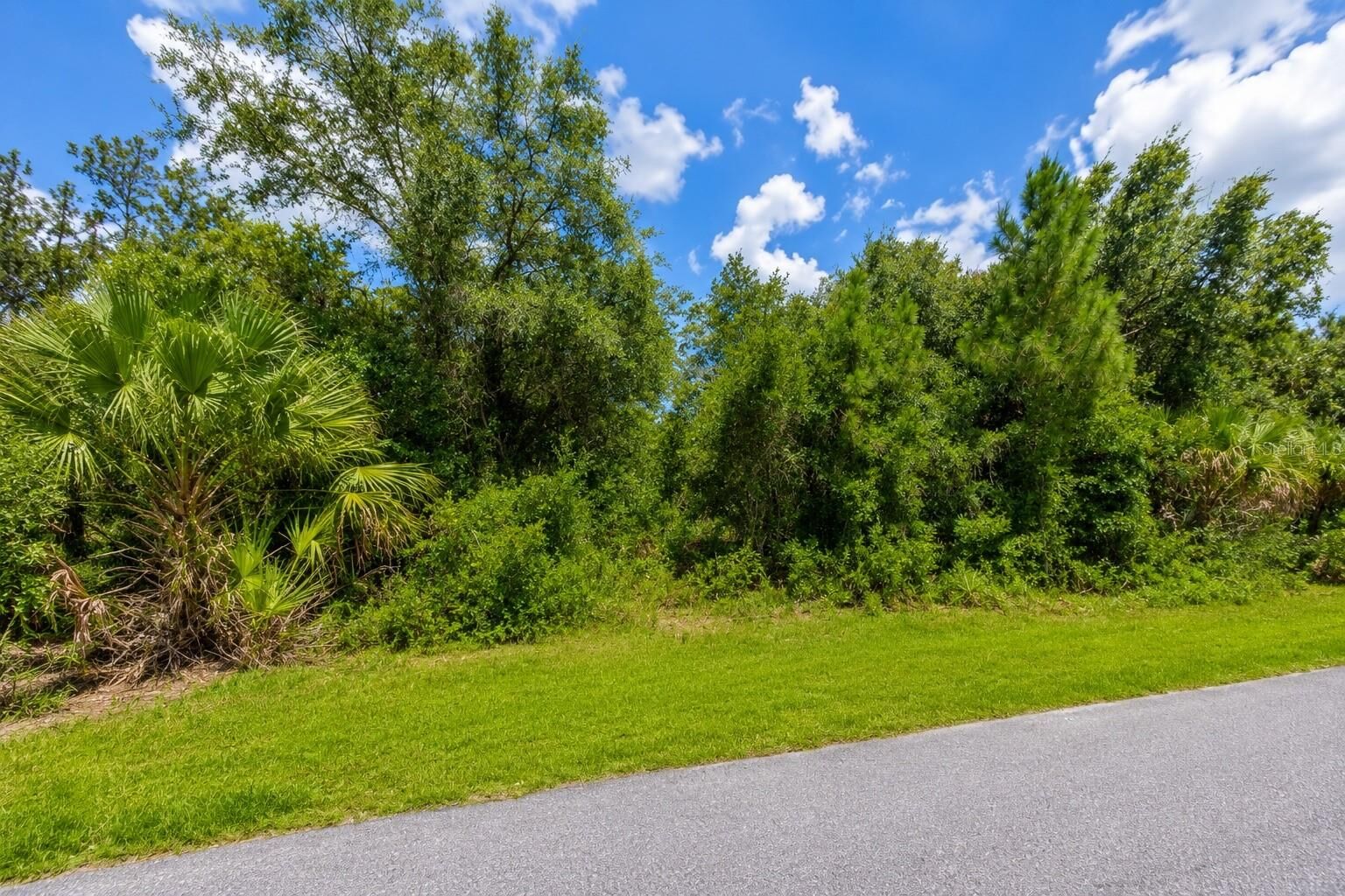 Property Photo: 27340 Whitman Avenue FL 33983