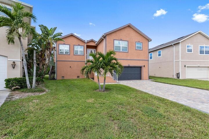 Property Photo:  1081 S Pointe Alexis Drive  FL 34689 