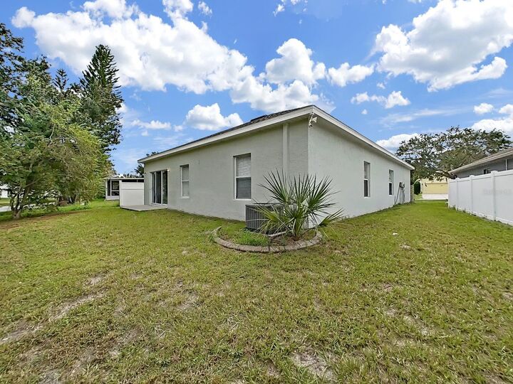 Property Photo:  9541 Cypress Harbor Drive  FL 33534 