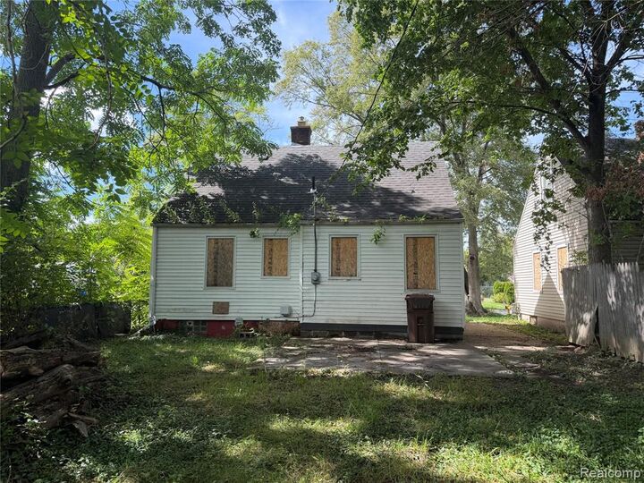 Property Photo:  4173 Moore Street  MI 48141 3017 