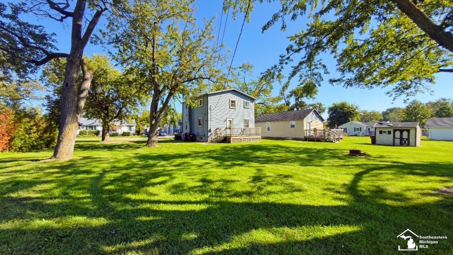 Property Photo:  40 Kessler Street  MI 48162 