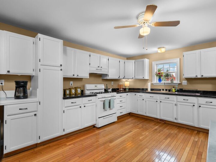 Property Photo:  2948 SW M-66  MI 49646-8686 