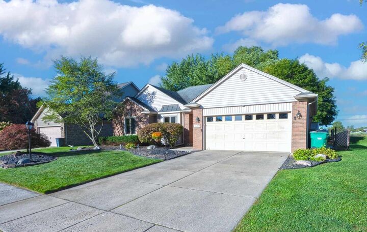 Property Photo:  51277 Misty Brook Drive  MI 48047 