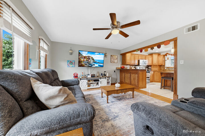 Property Photo:  2407 Durness Court  IL 60403 