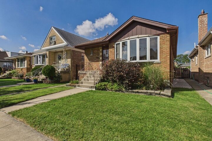 Property Photo:  4514 S Kedvale Avenue  IL 60632 