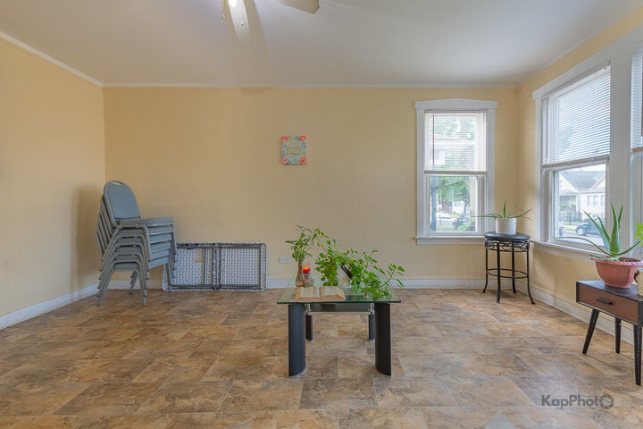 Property Photo: 2343 N Parkside Avenue IL 60639