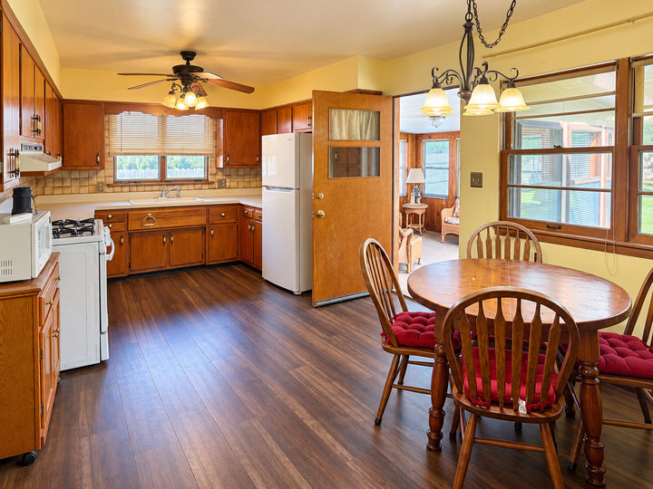Property Photo: 1004 Magnolia Drive IL 60435