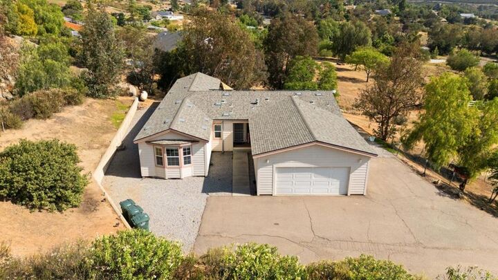 Property Photo:  18453 Ramona View Dr  CA 92065 