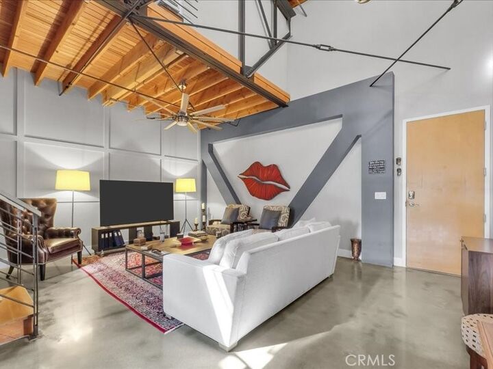 Property Photo: 1100 E 3rd 204 CA 90802