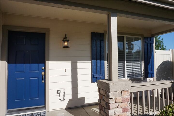 Property Photo:  41968 Cameryn Court  CA 92562 