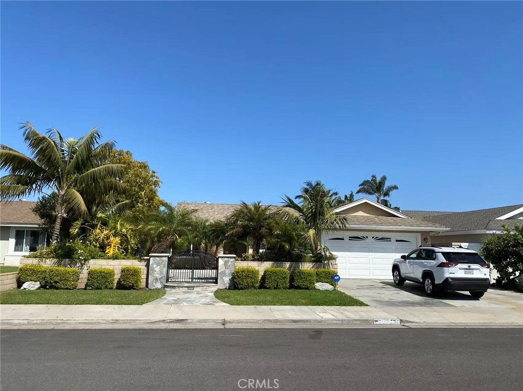Property Photo:  20702 Elizabeth  CA 92646 
