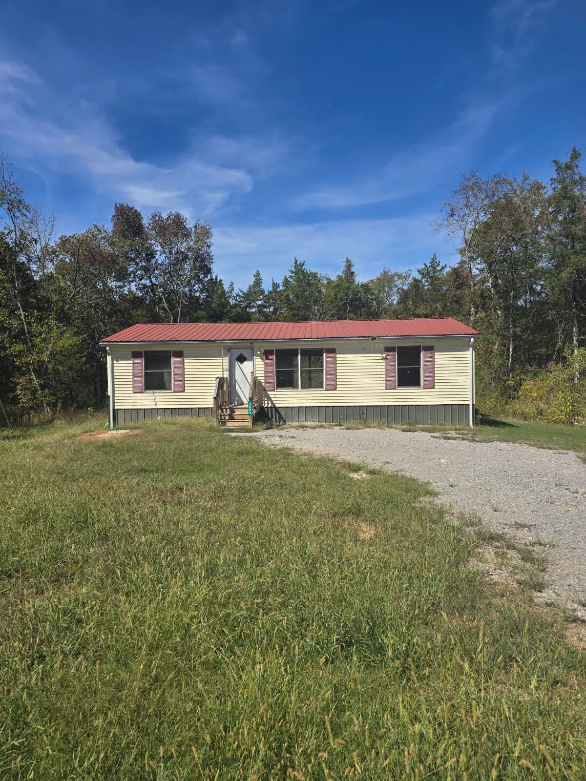 Property Photo:  2562 Darnell Rd  TN 37091 