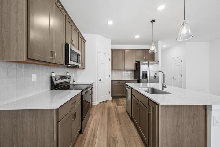 Property Photo:  2900 Suzanne Landon Dr J4  TN 37130 