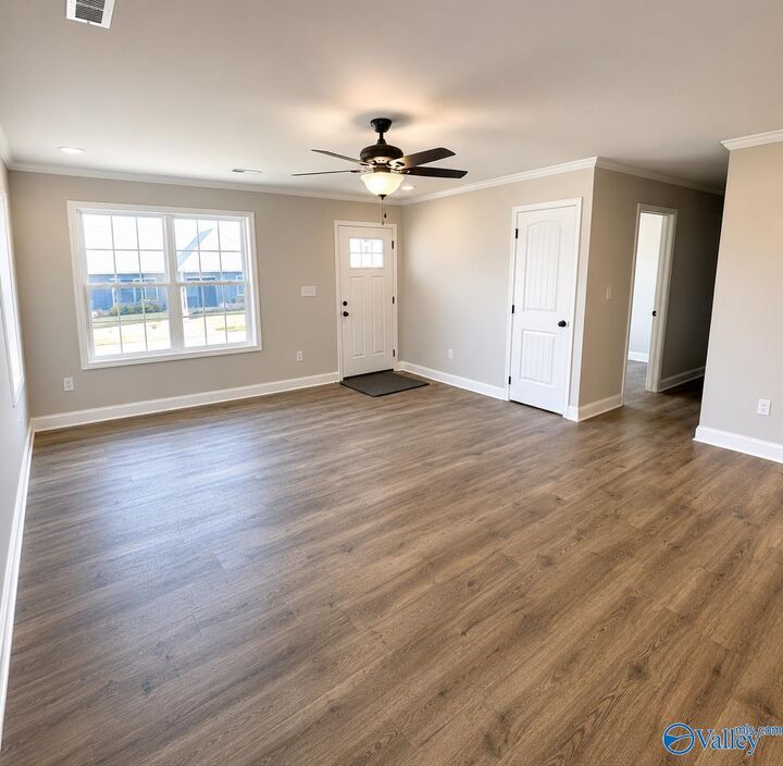 Property Photo:  692 Doris Street  AL 35957 